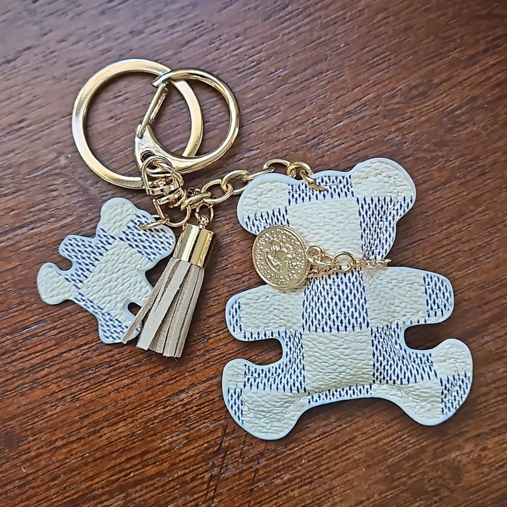 FASHION BEAR KEYRING - Picture 10 of 10
